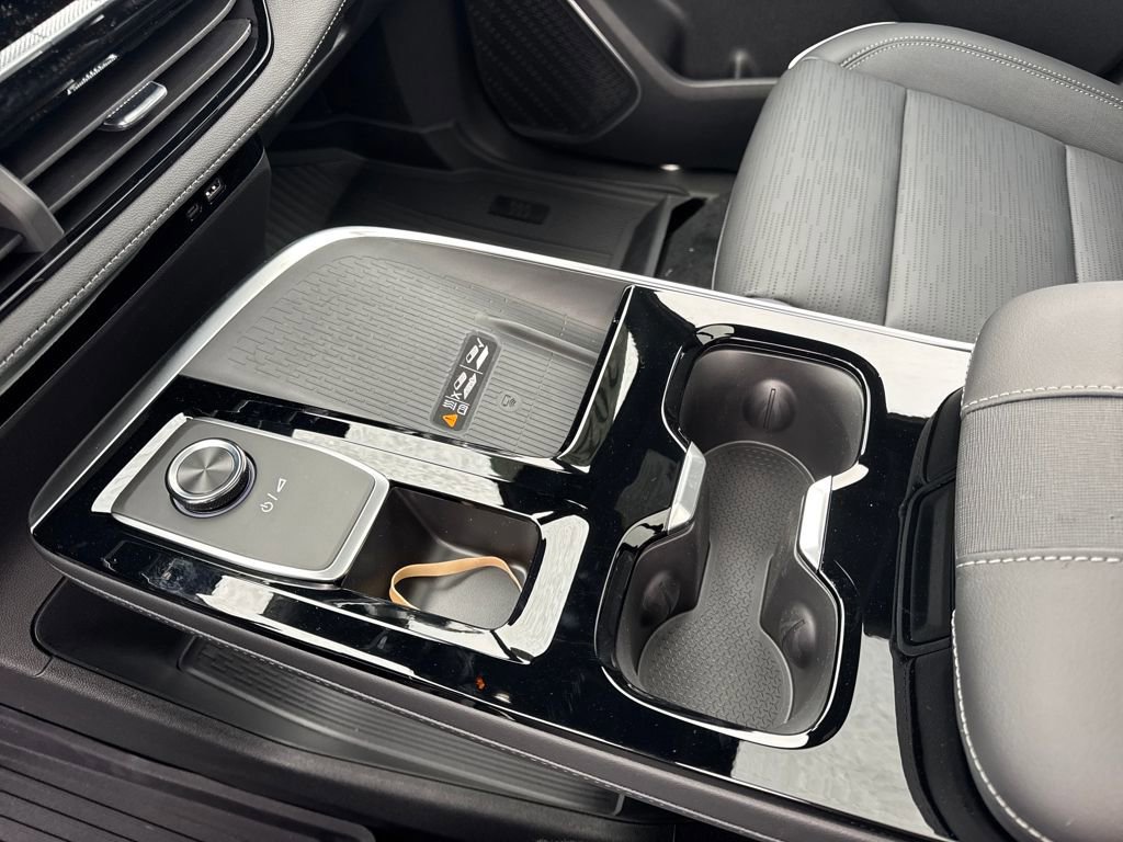 New 2026 Buick Enclave Sport Touring w/ Power Package image 8