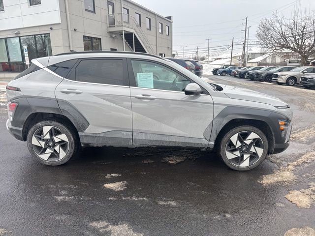 Used 2024 Hyundai Kona Limited image 2