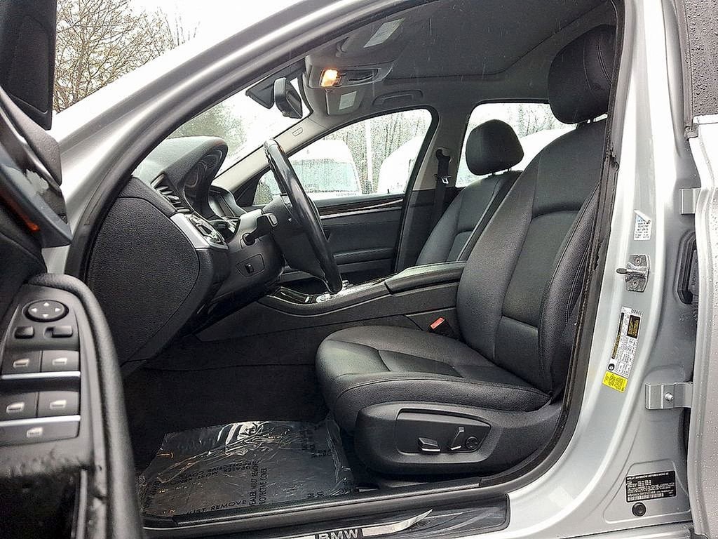 Used 2015 BMW 528i Sedan image 13