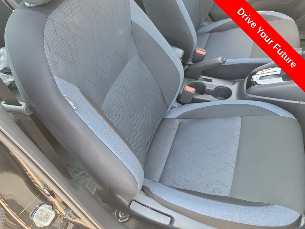 Used 2025 Nissan Versa SV w/ Trunk Package FWD image 18
