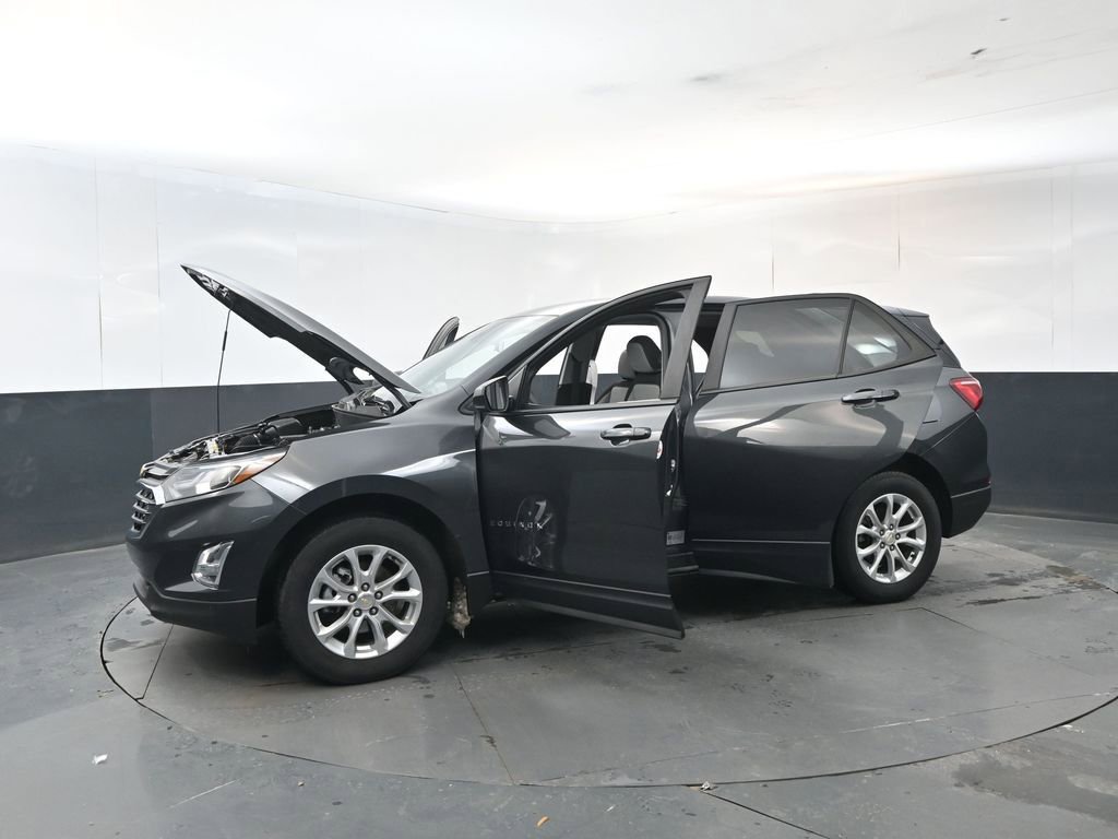 Used 2021 Chevrolet Equinox LS w/ LS Convenience Package image 28