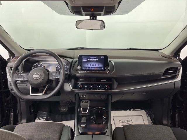 Used 2023 Nissan Rogue SV image 38