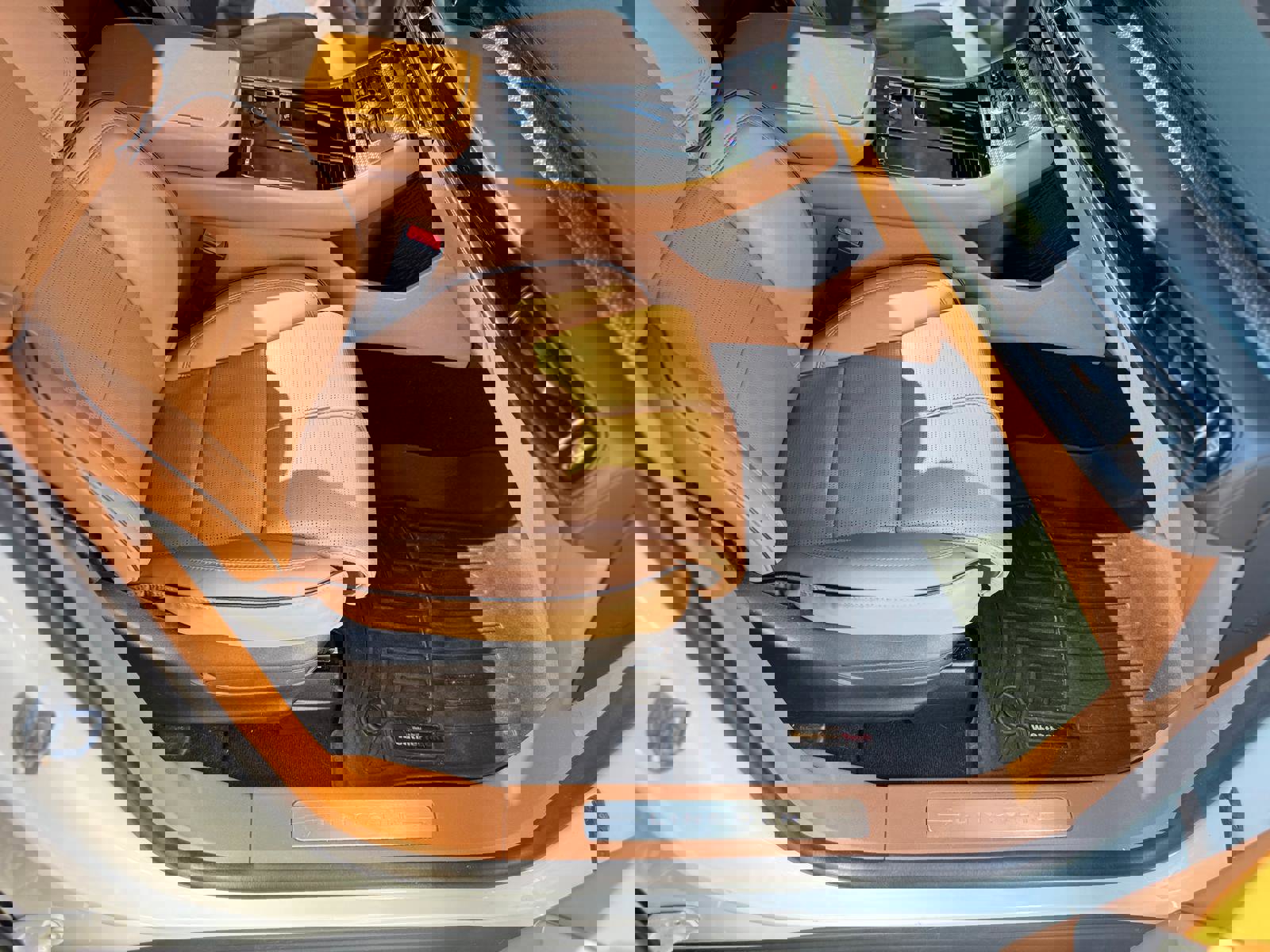 Used 2022 Lincoln Aviator Black Label w/ Dynamic Handling Package AWD/4WD image 39