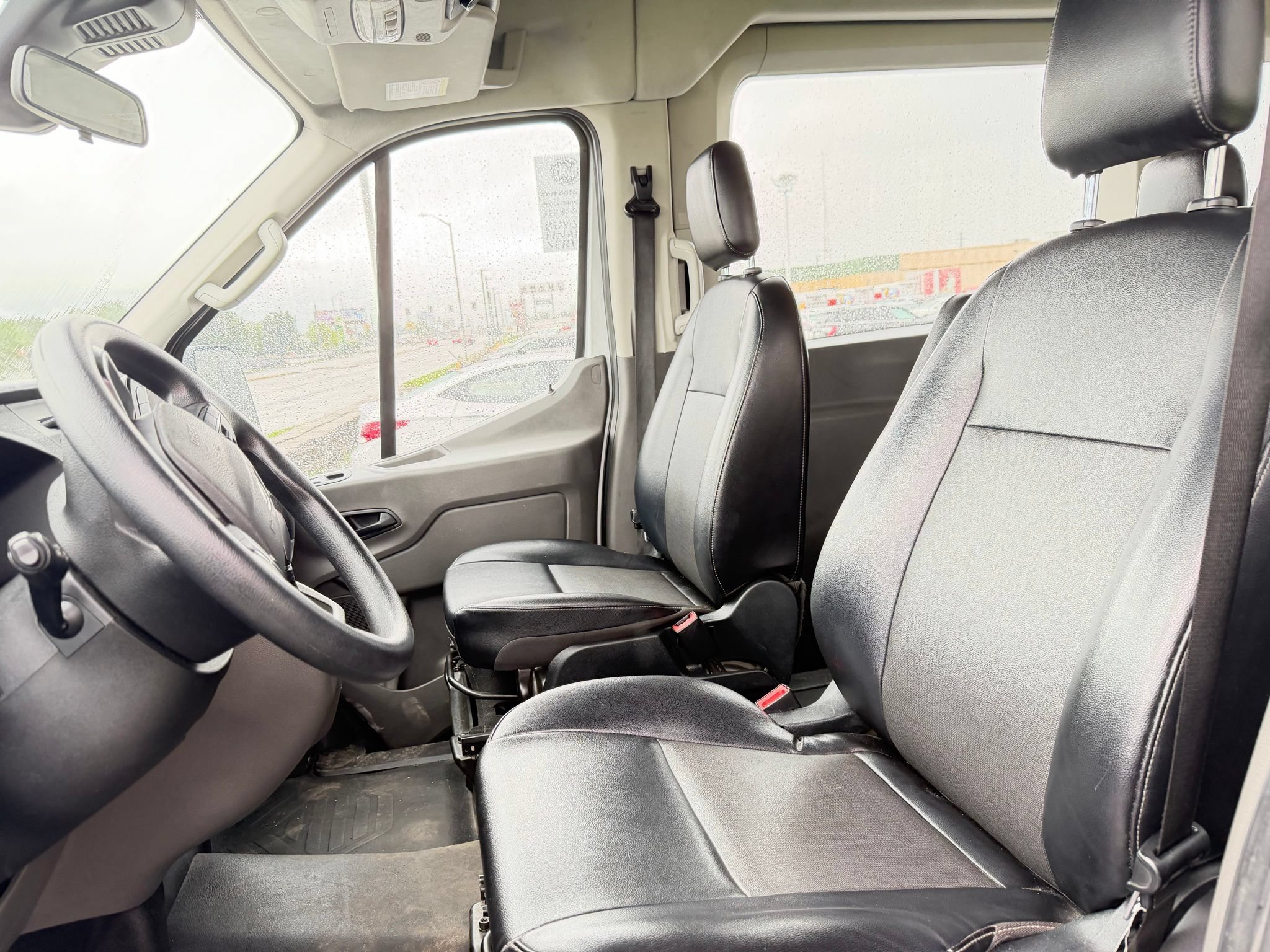 Used 2020 Ford Transit 350 XL RWD image 3