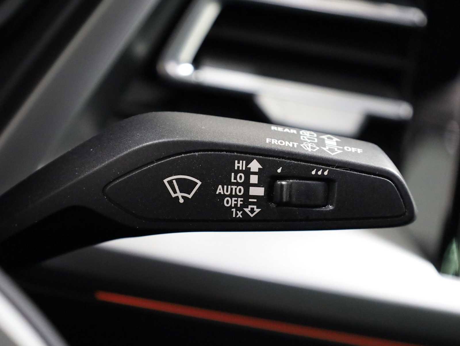 Used 2023 Audi Q4 e-tron Premium Plus w/ Premium Plus RWD image 28