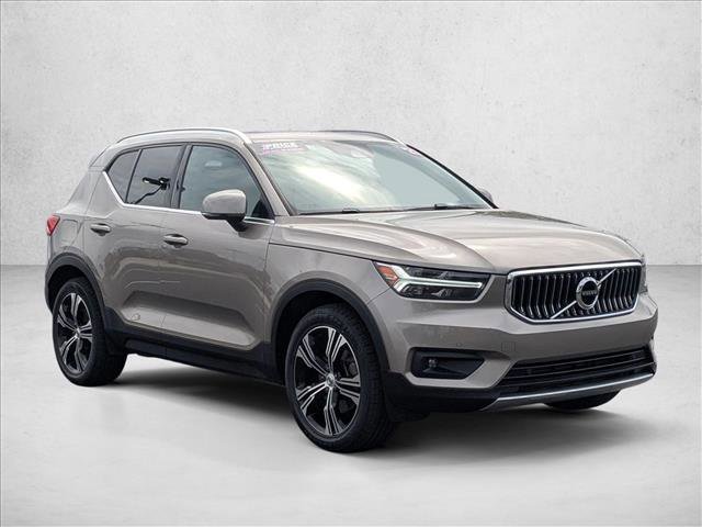 Used 2021 Volvo XC40 T5 Inscription image 3