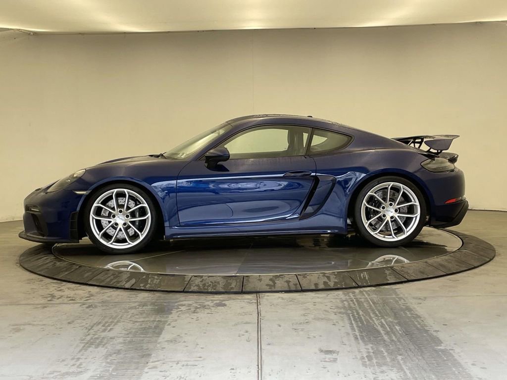 Certified 2022 Porsche 718 Cayman GT4 image 2