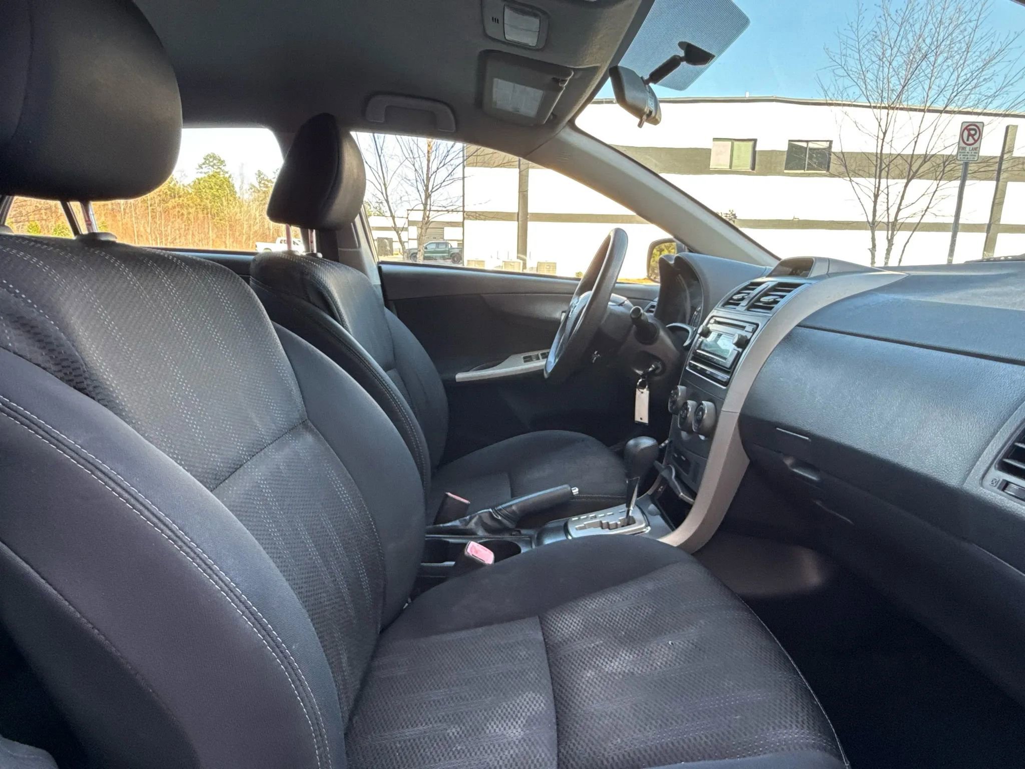 Used 2012 Toyota Corolla S image 22