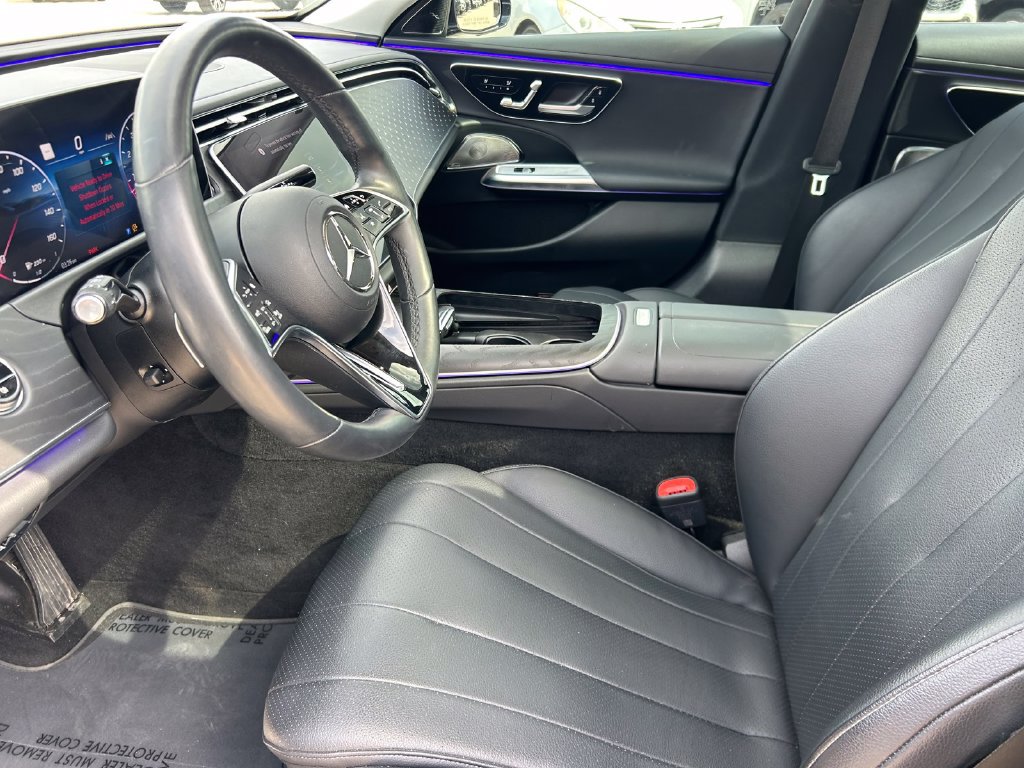 Used 2024 Mercedes-Benz E 350 4MATIC Sedan image 11