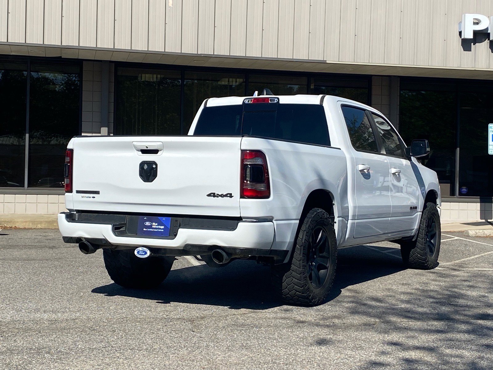 Used 2021 RAM 1500 Big Horn image 4