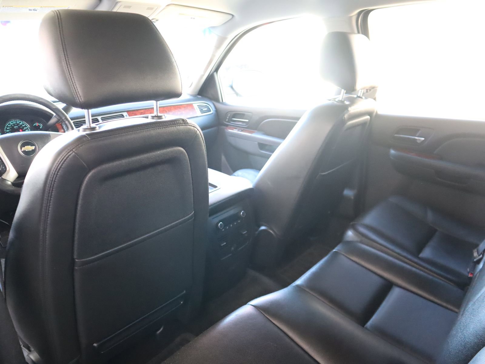 Used 2013 Chevrolet Avalanche LTZ image 41