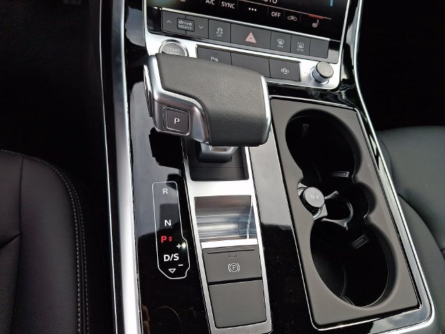 New 2026 Audi Q7 2.0T Premium AWD/4WD image 11