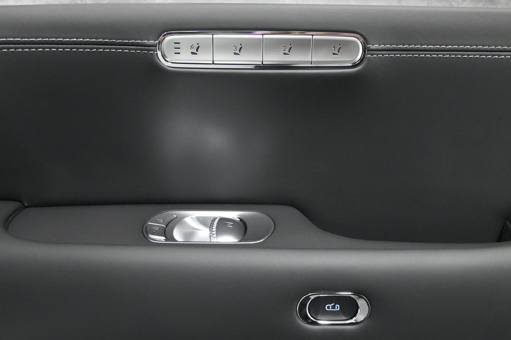 New 2026 Genesis G90 3.5T AWD/4WD image 31