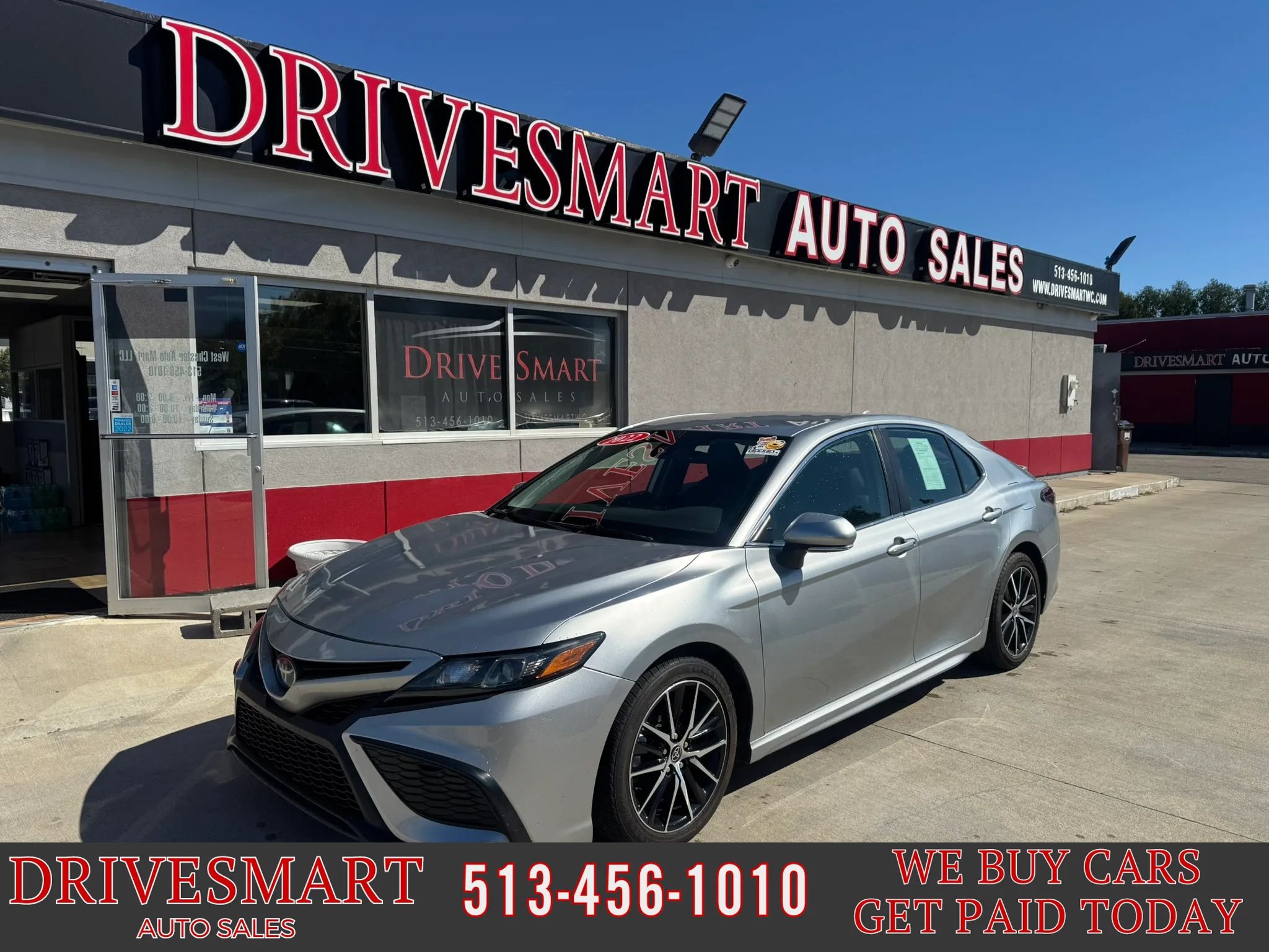 Used 2022 Toyota Camry SE w/ Cold Weather Package