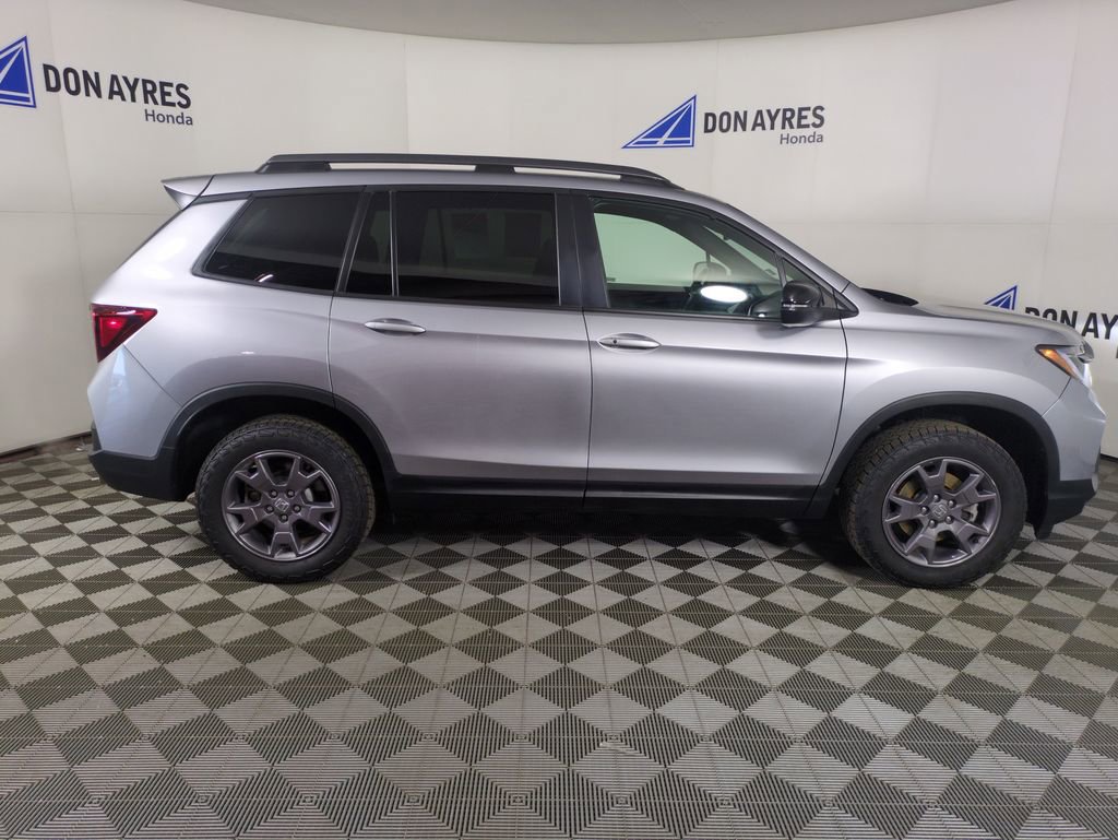 Used 2024 Honda Passport TrailSport image 10