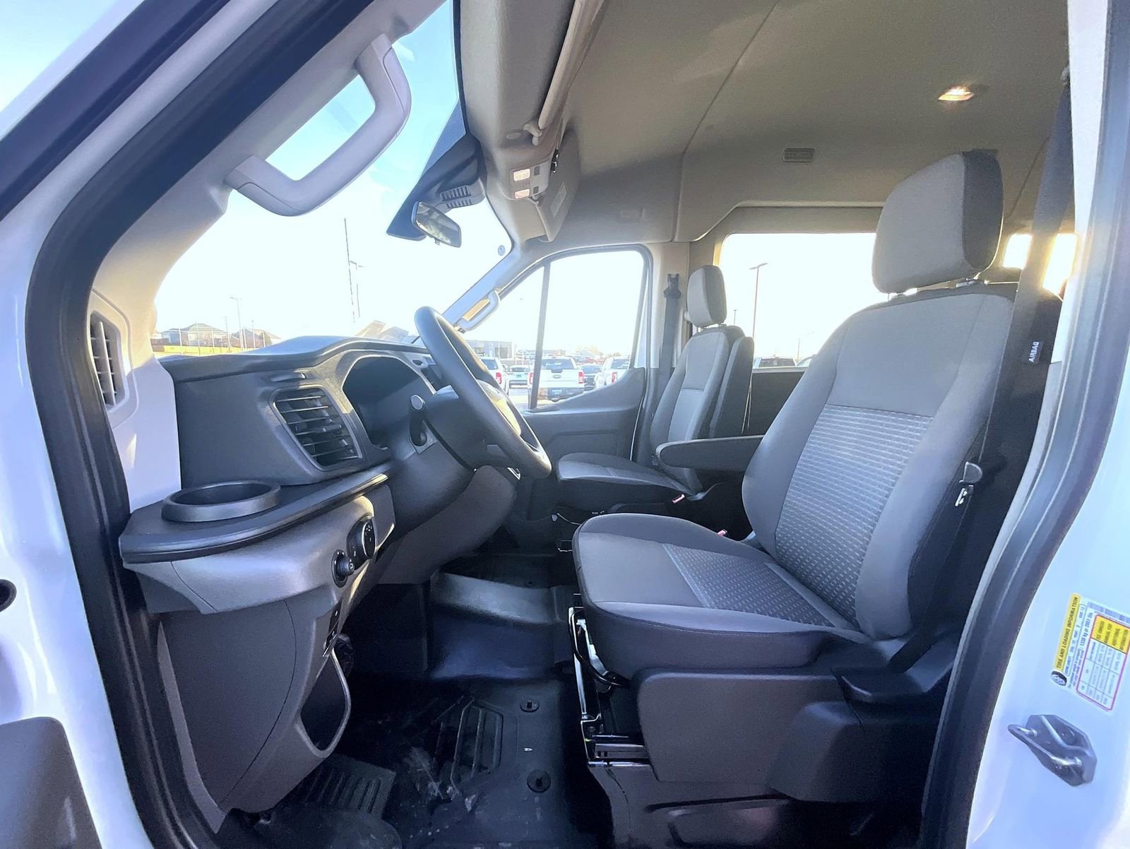 New 2026 Ford Transit 350 XL image 9