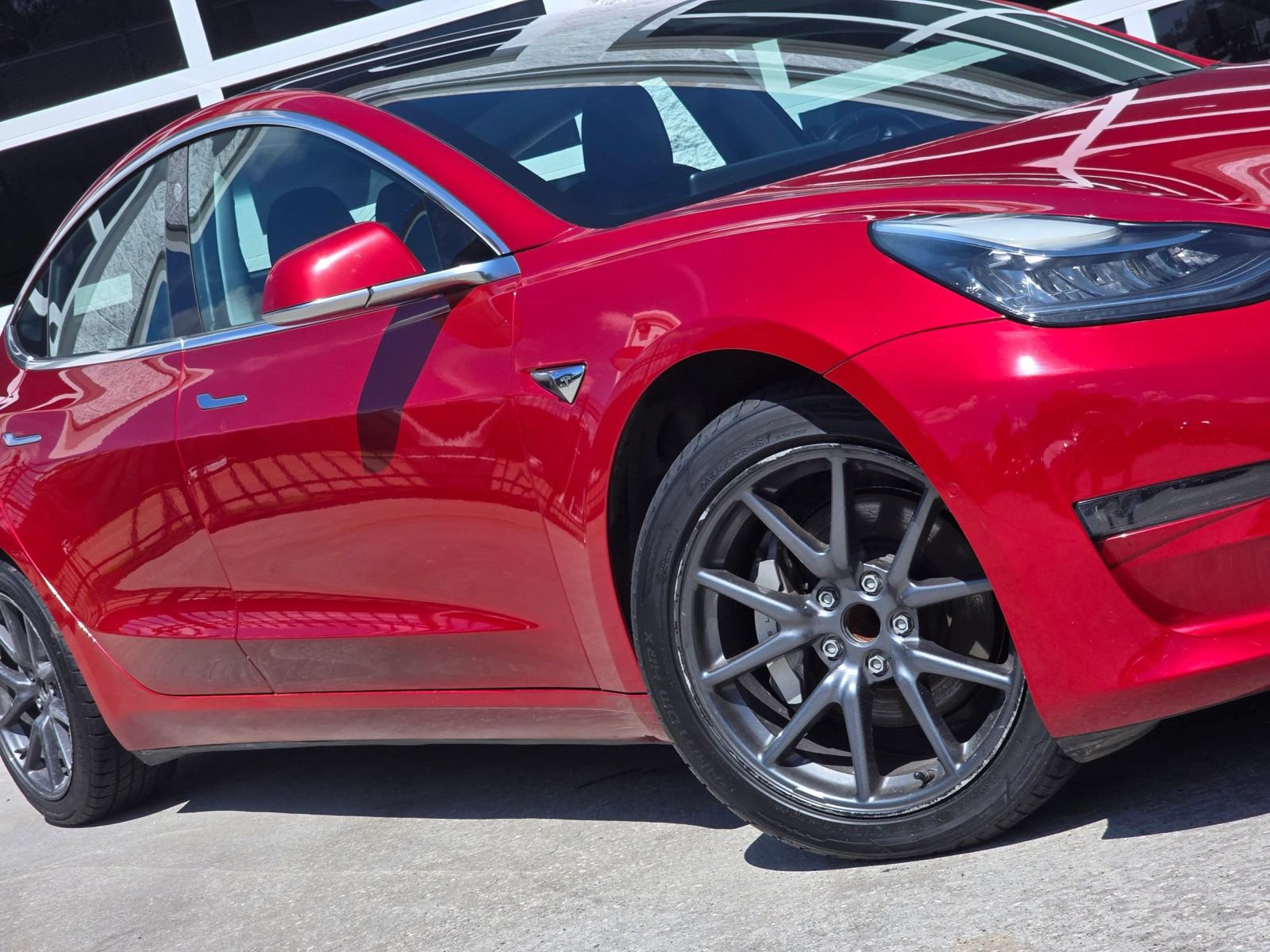 Used 2018 Tesla Model 3 Long Range RWD image 12