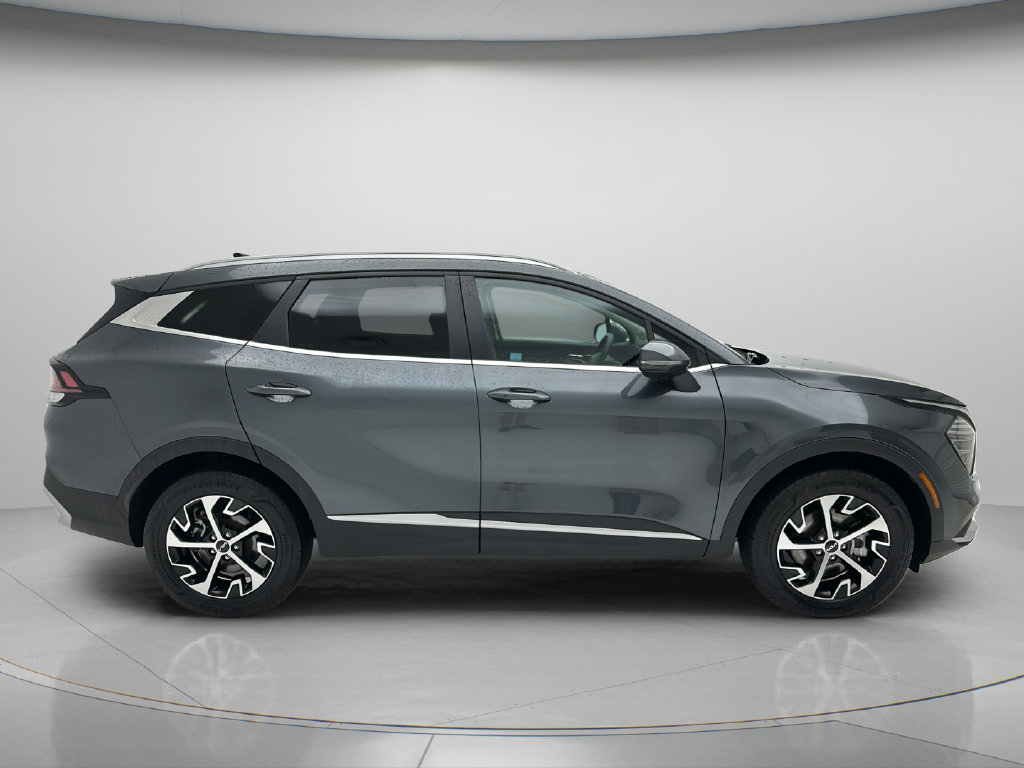 Used 2024 Kia Sportage EX AWD/4WD image 6