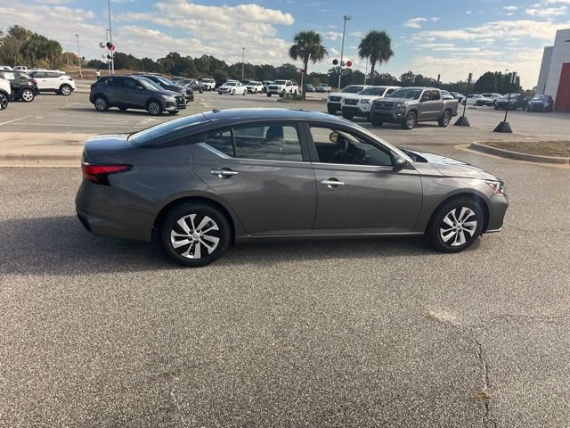 New 2025 Nissan Altima 2.5 S FWD image 13