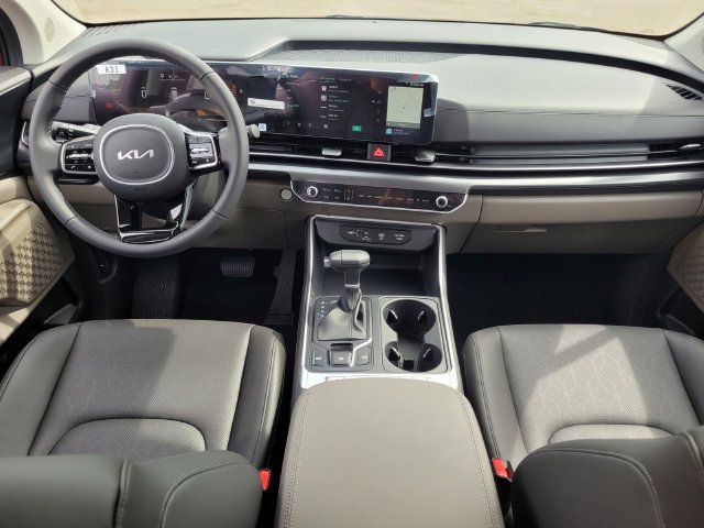 New 2026 Kia Carnival FWD image 8