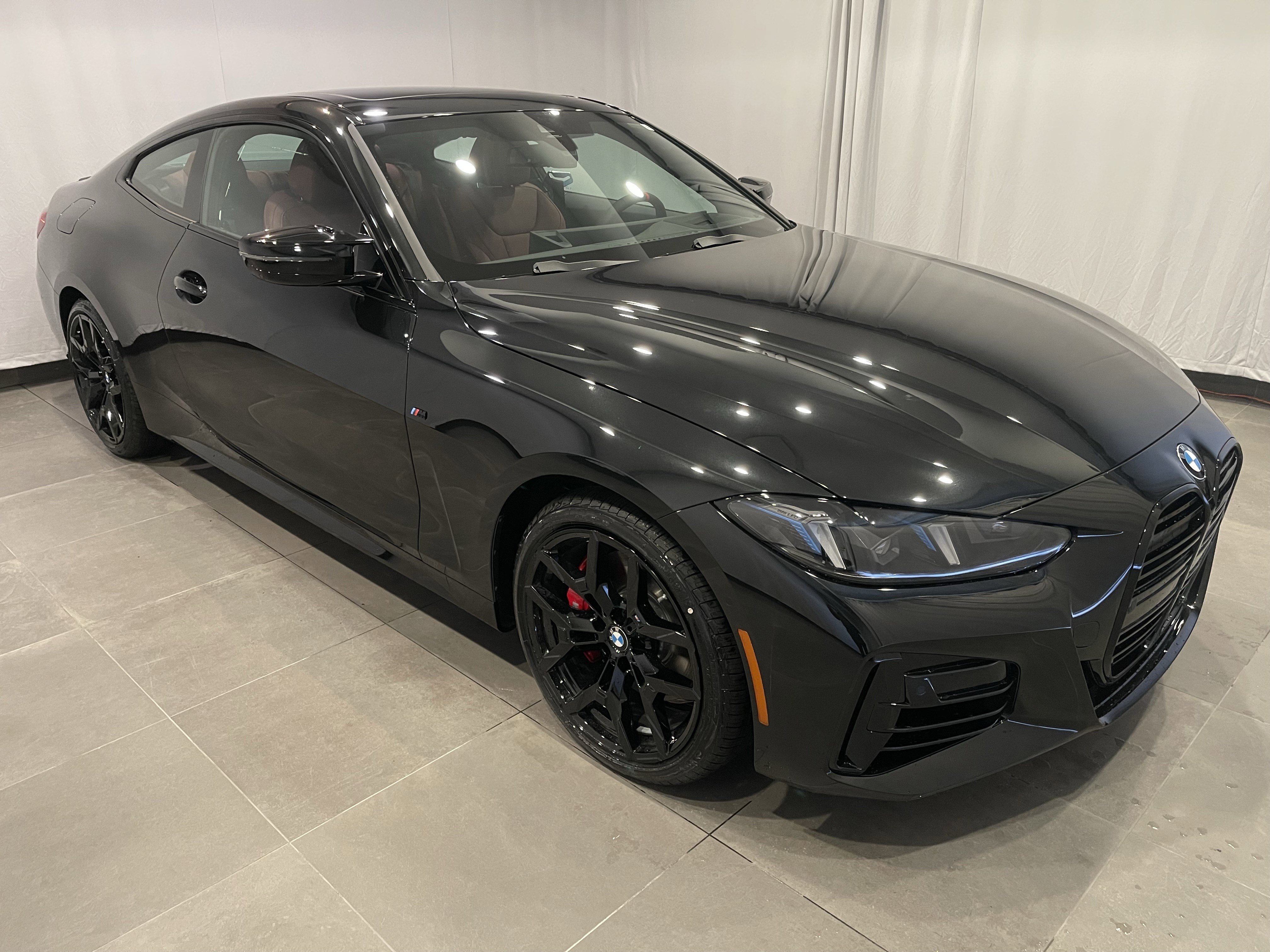 New 2026 BMW 440i xDrive Coupe w/ Premium Package AWD/4WD video 3