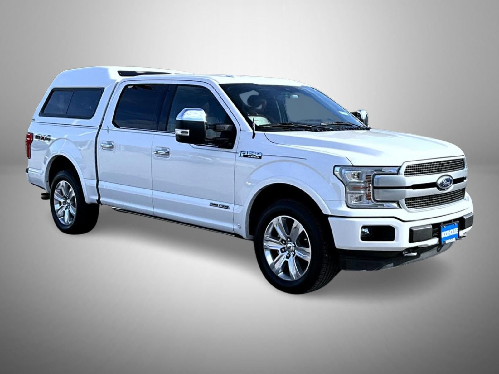 Used 2018 Ford F150 Platinum w/ Equipment Group 701A Luxury AWD/4WD image 3