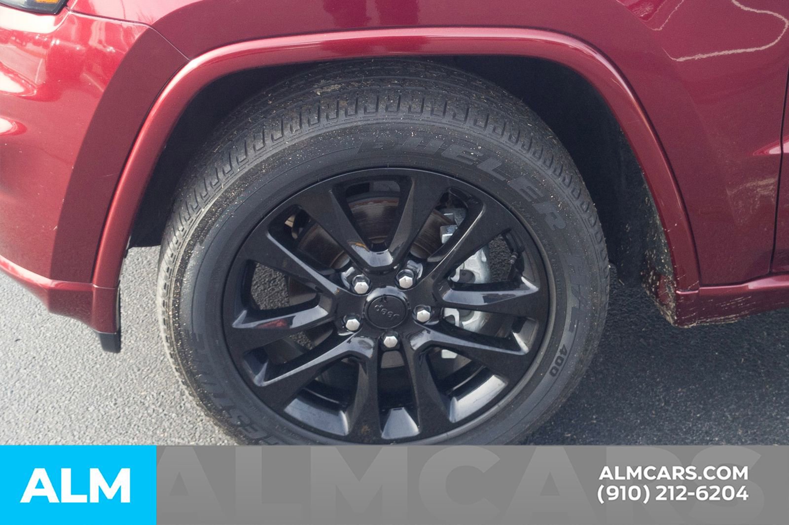 Used 2019 Jeep Grand Cherokee Altitude image 15