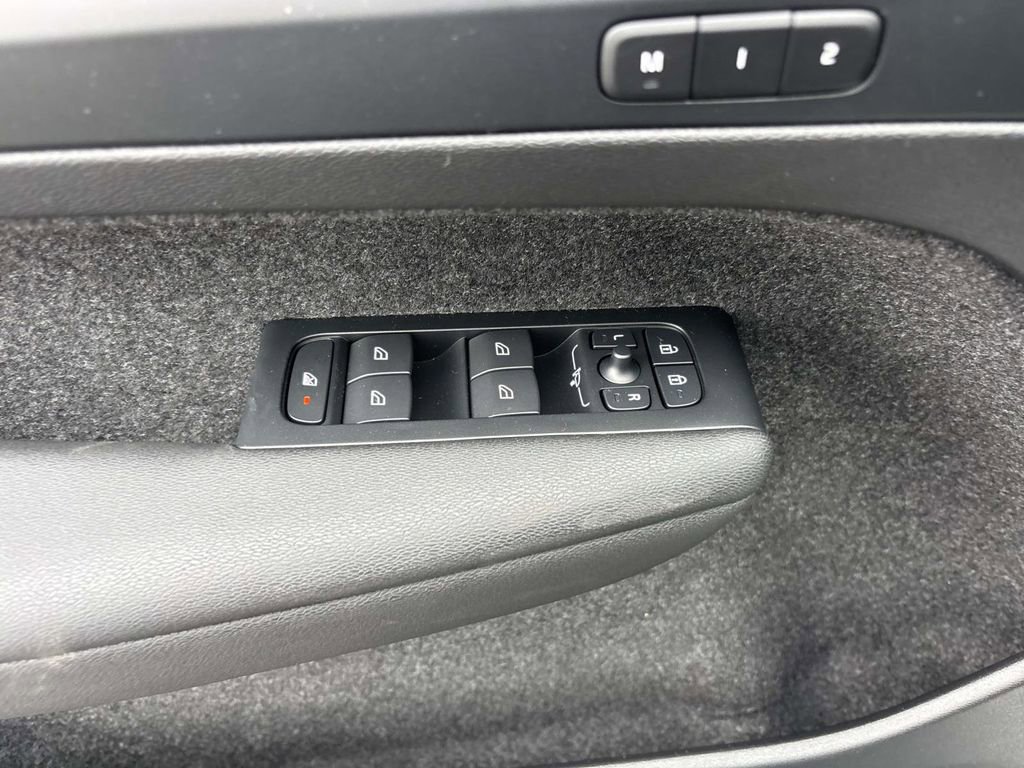 New 2026 Volvo XC40 B5 Plus w/ Protection Package Premier image 13