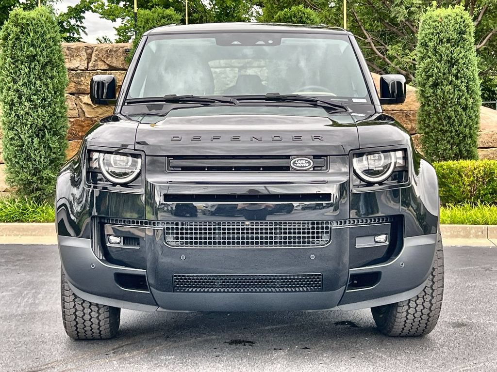 New 2026 Land Rover Defender 110 S AWD/4WD image 8