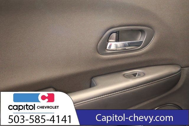 Used 2017 Honda HR-V LX image 25