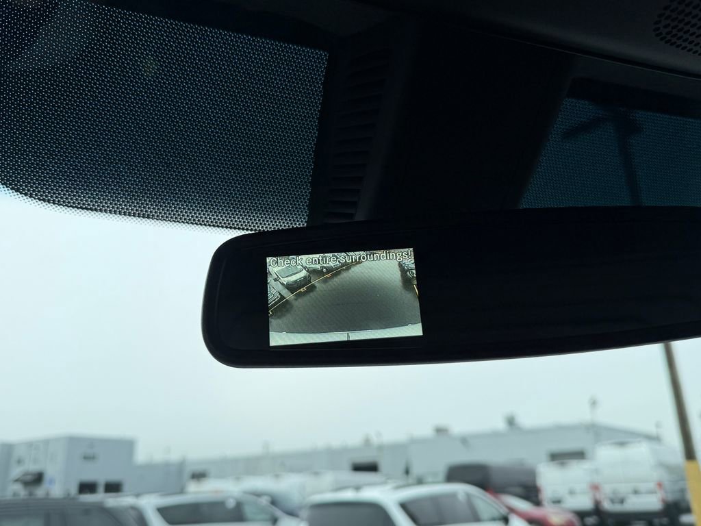 Used 2025 Mercedes-Benz Sprinter 2500 image 26