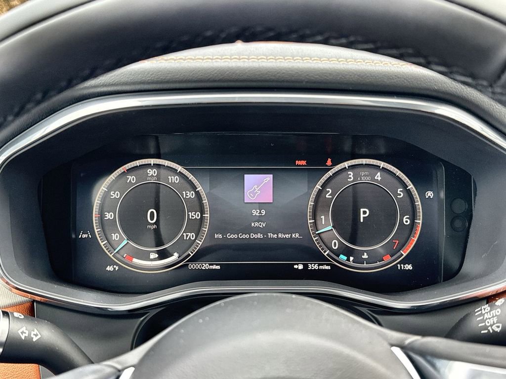 Used 2025 Jaguar F-PACE R-Dynamic S AWD/4WD image 22