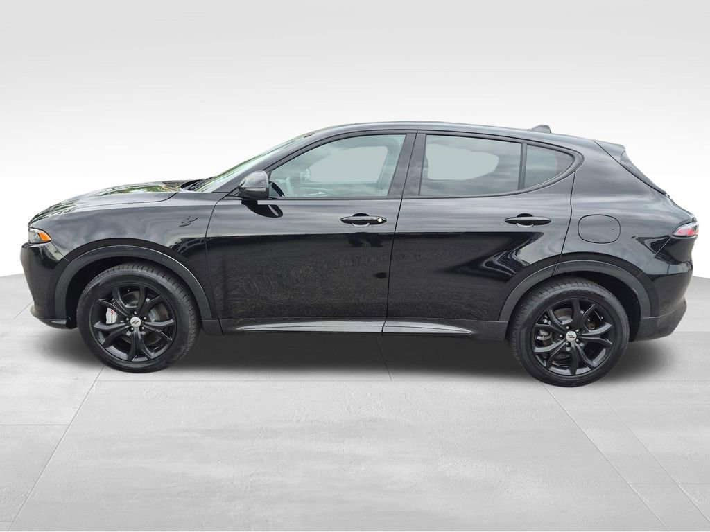 Used 2024 Dodge Hornet R/T Plus w/ R/T Blacktop Package AWD/4WD image 3