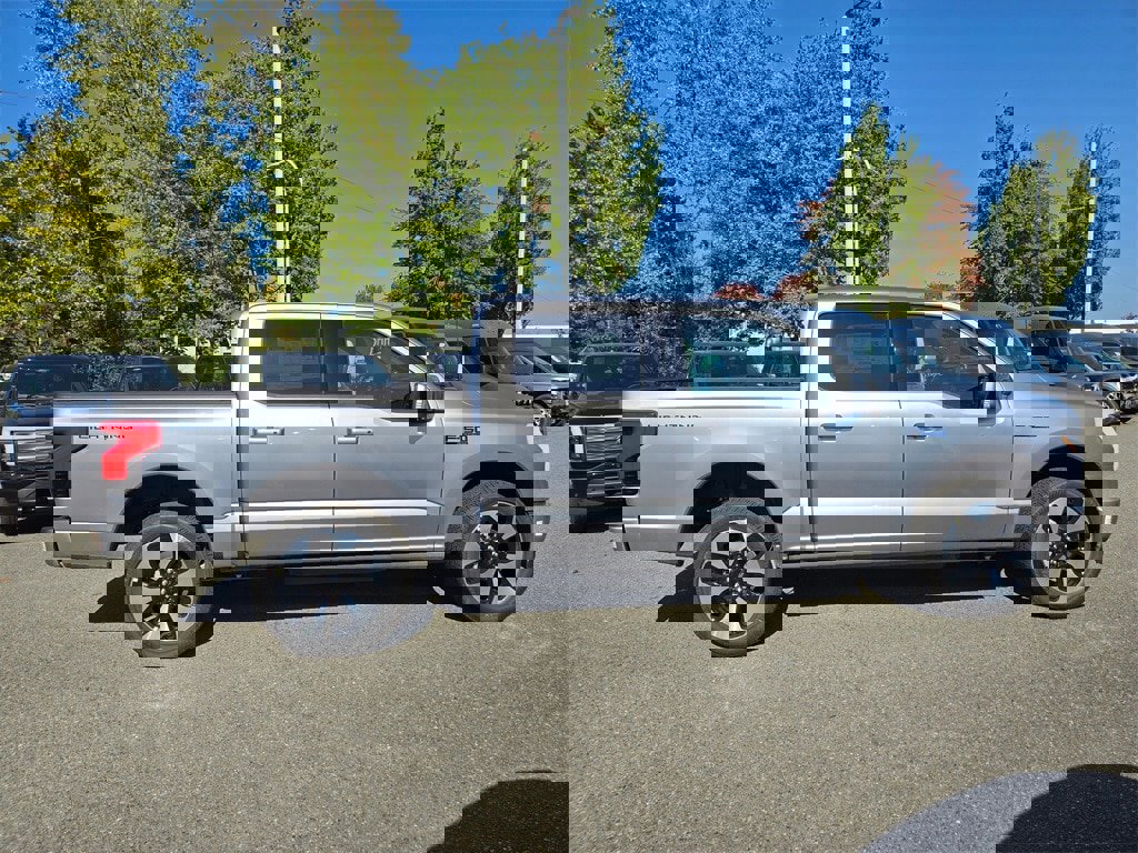 New 2025 Ford F150 Lightning Platinum image 4
