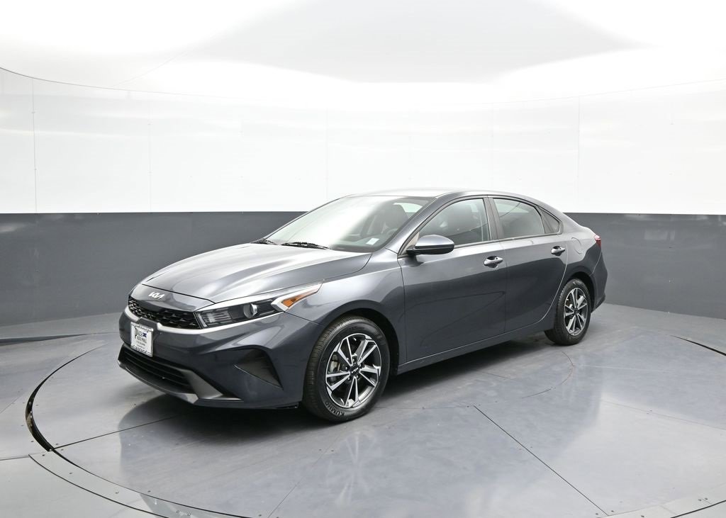 Certified 2022 Kia Forte LXS image 10