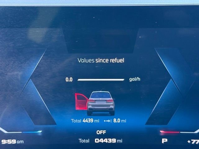 Used 2025 BMW X7 M60i image 29