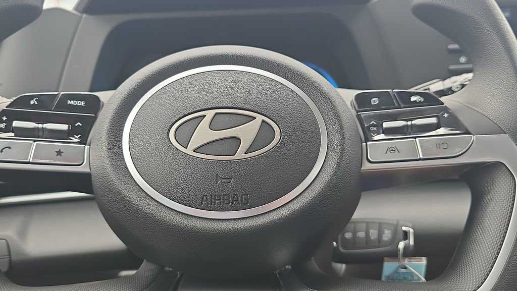 New 2026 Hyundai Elantra SE w/ Cargo Package FWD image 12