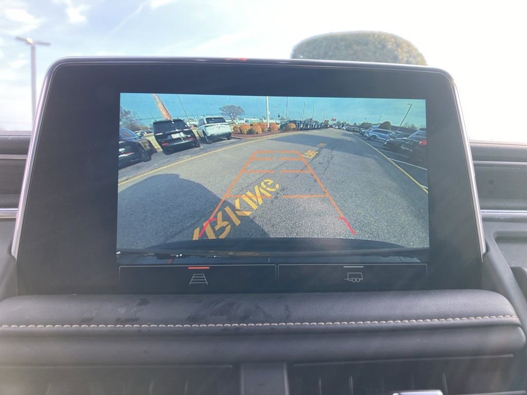 Used 2024 GMC Yukon SLT image 17