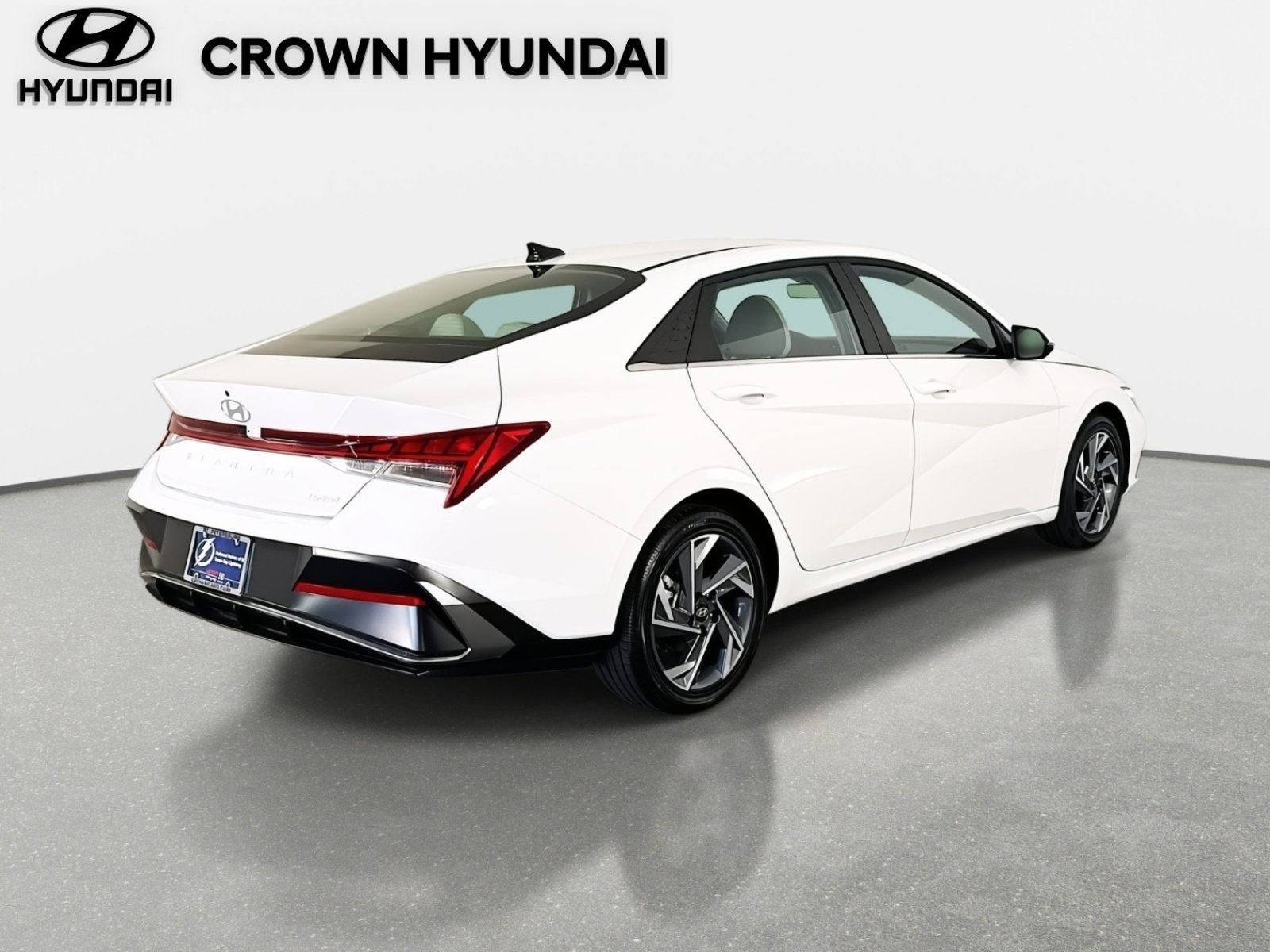 Certified 2025 Hyundai Elantra Limited image 5