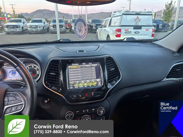 Used 2019 Jeep Cherokee Overland w/ Technology Group AWD/4WD image 20