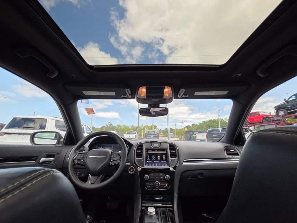 Certified 2023 Chrysler 300 S RWD image 19