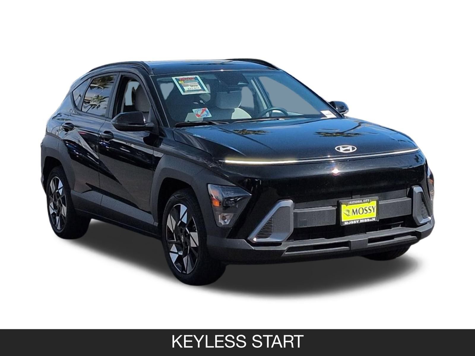Used 2025 Hyundai Kona SEL image 2