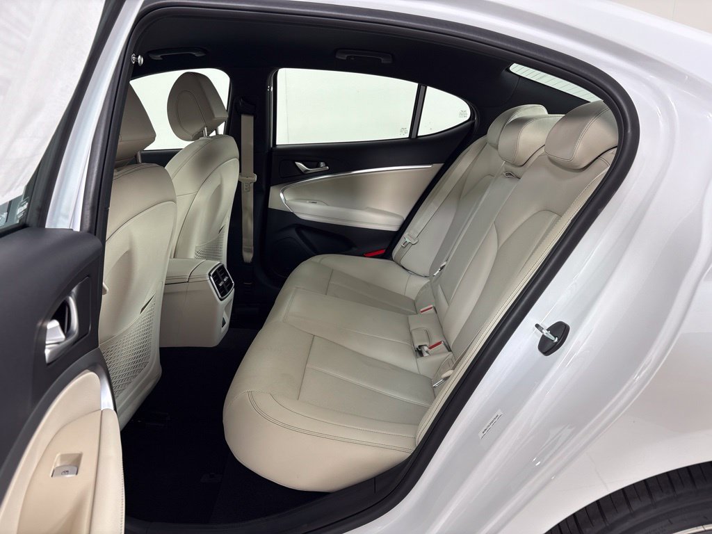 New 2026 Genesis G70 2.5T RWD image 18