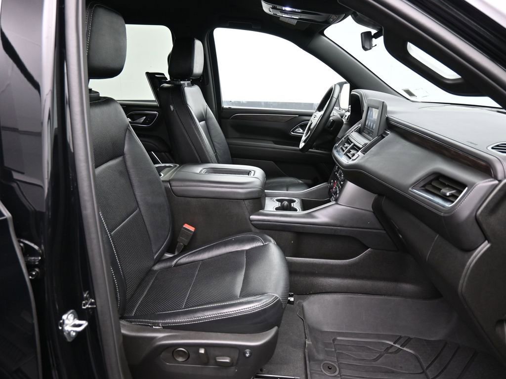Used 2024 Chevrolet Suburban LS w/ Driver Alert Package AWD/4WD image 25