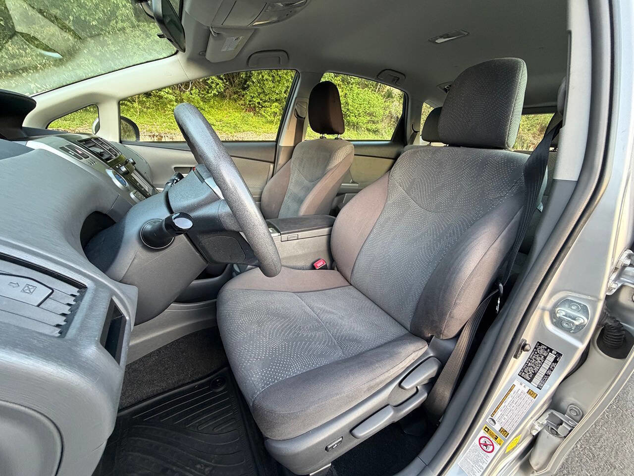 Used 2014 Toyota Prius V Three FWD image 34
