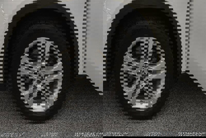 Used 2018 Mercedes-Benz GLA 250 4MATIC w/ Premium Package image 44