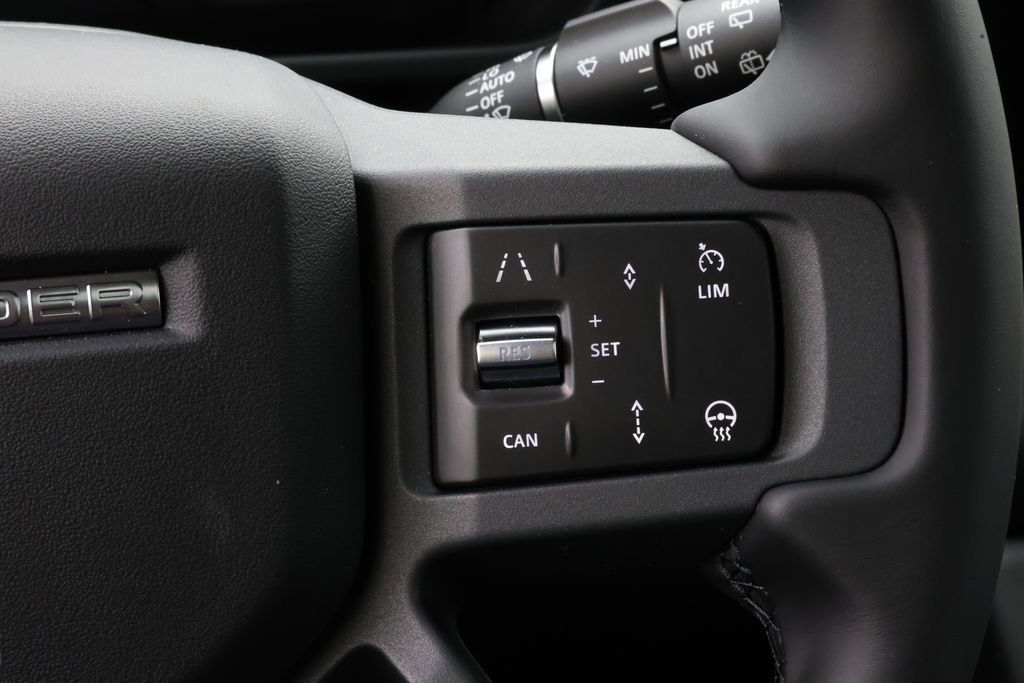 New 2026 Land Rover Defender 110 X-Dynamic SE AWD/4WD image 22