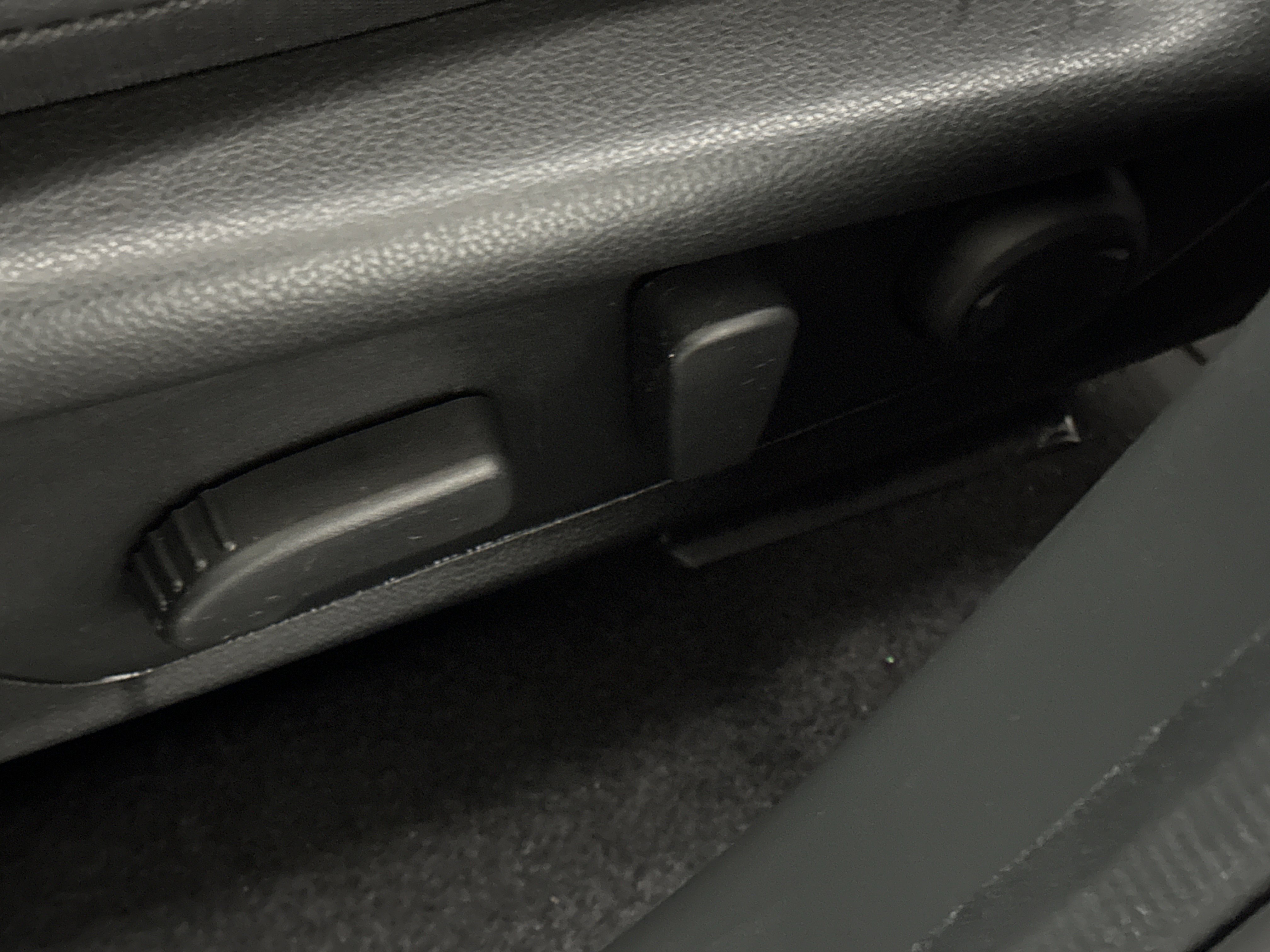 Certified 2025 Subaru Forester Sport image 18