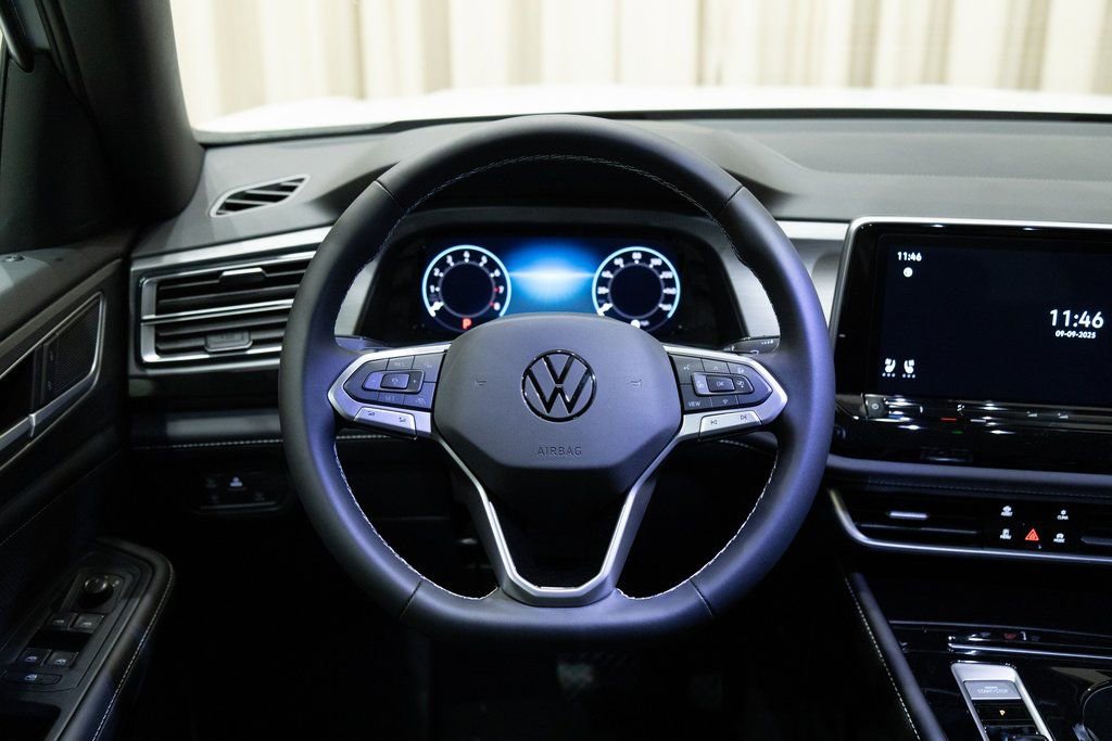 New 2026 Volkswagen Atlas Cross Sport SE image 15