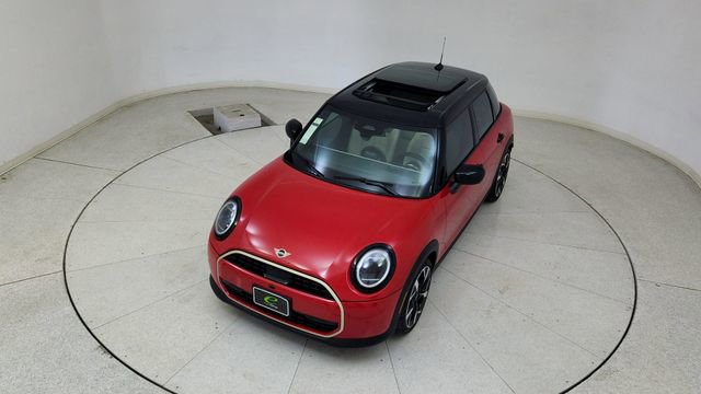Used 2025 MINI Cooper 4-Door Hardtop image 75